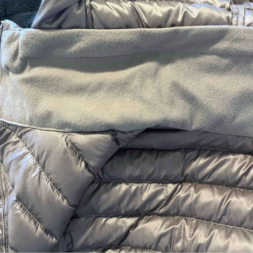 Lululemon Pack it Down Lunar Rock Shine Jacket